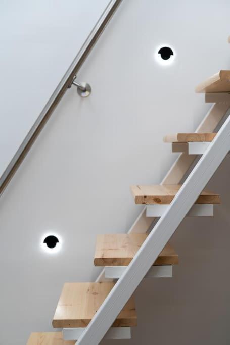 Apartment Loft 8 - Cozy Stylish With Parking Budapest