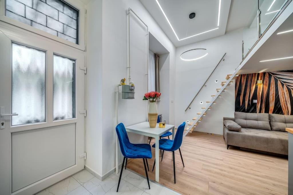 Apartment Loft 8 - Cozy Stylish With Parking *