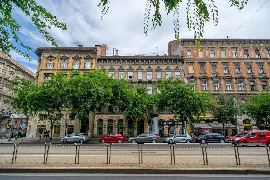 Loft 8 - Cozy Stylish With Parking Apartment Budapest